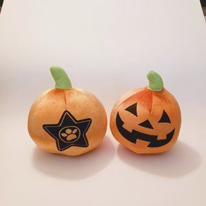 Pumpkins plush, spookie but cute little guys ready for Halloween,